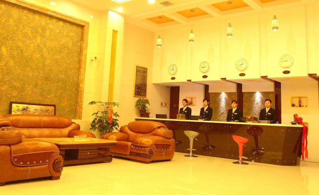 Jinkailai Business Hotel Qingdao Beer Street Exterior foto